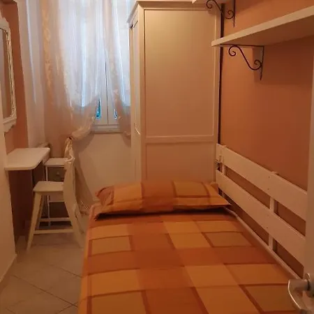 Mari-Lunae Guest House سانتو ستيفانو دي ماجرا