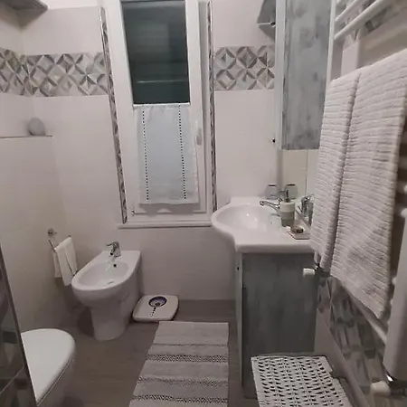 شقة Mari-Lunae Guest House