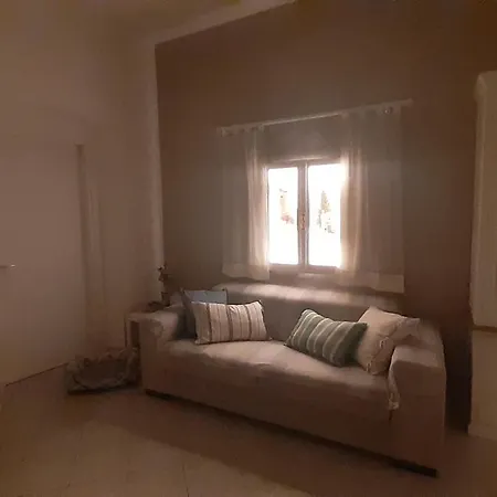 شقة Mari-Lunae Guest House *